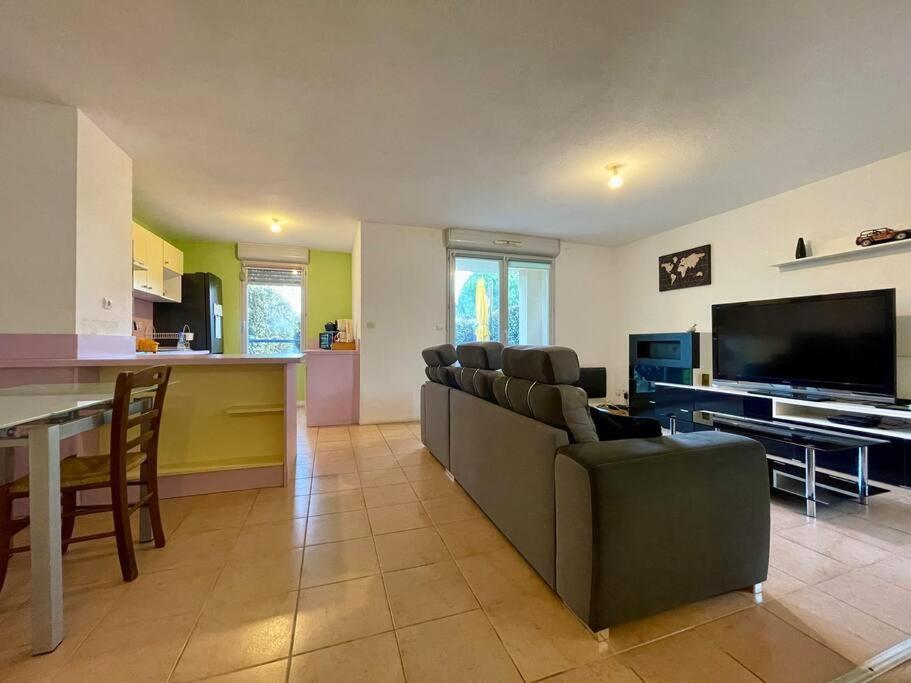 L'Appartement Michelet - Parking Prive Et Gratuit - 2Km Cite Medievale Каркасон Екстериор снимка